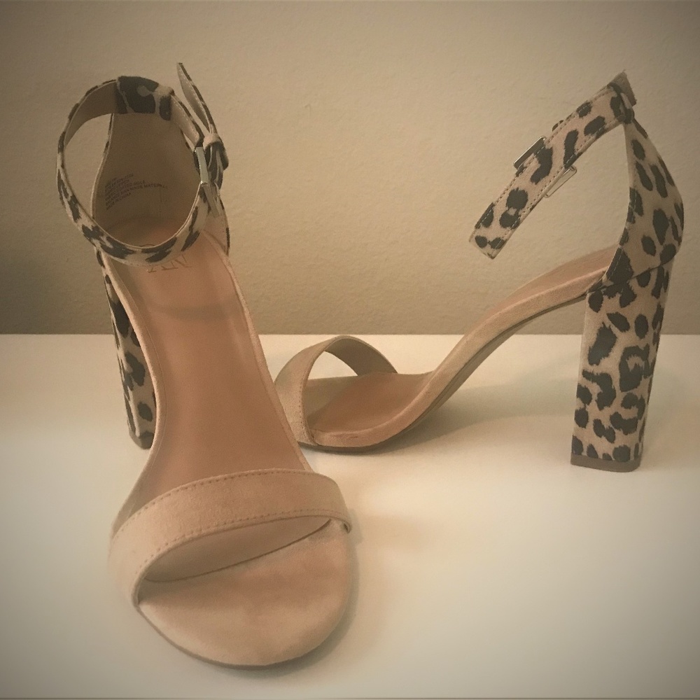 Leopard Print Ankle Strap Sandals